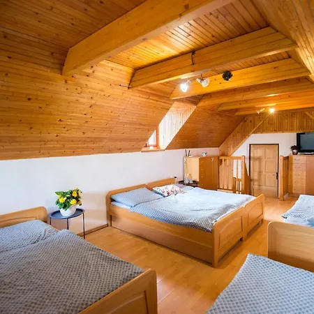 V Dedinke Holiday home Zvolen