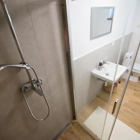 V Dedinke Feriehus Zvolen